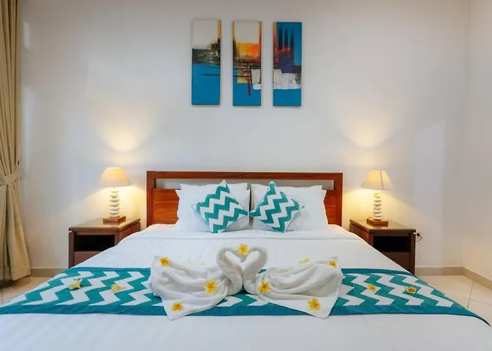 Penny, - Spacious 3 Bedroom Pool Villa!