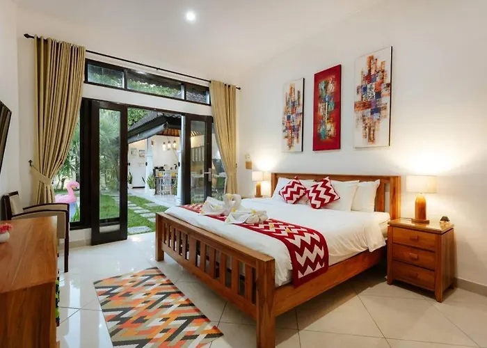 Penny, - Spacious 3 Bedroom Pool Villa! Villa Seminyak