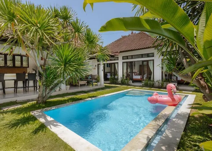 Villa Penny, - Spacious 3 Bedroom Pool Villa!